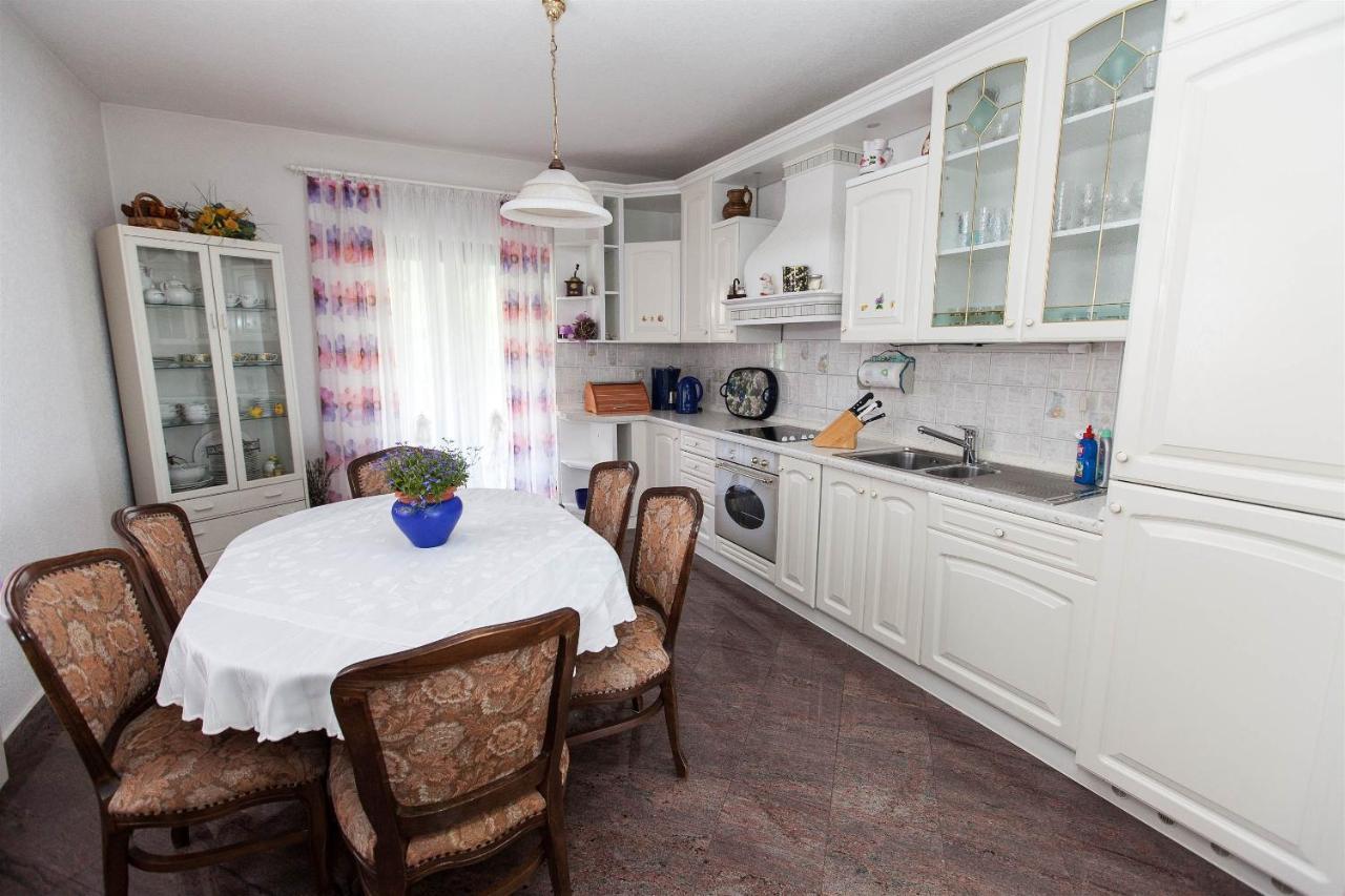 Apartments With A Parking Space Crikvenica - 11307 Esterno foto